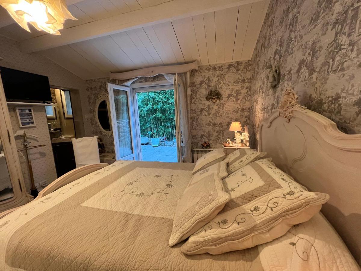 Villa Les Iris Sernhac Екстериор снимка